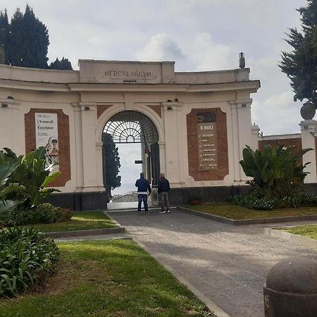 Il Gran Portale Apartment Ercolano Luaran gambar