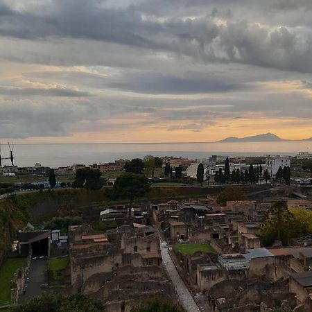 Il Gran Portale Apartment Ercolano Luaran gambar